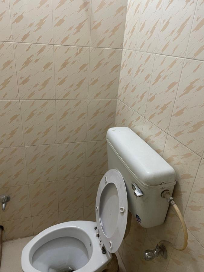Indra Paying Guest House Varanasi Esterno foto
