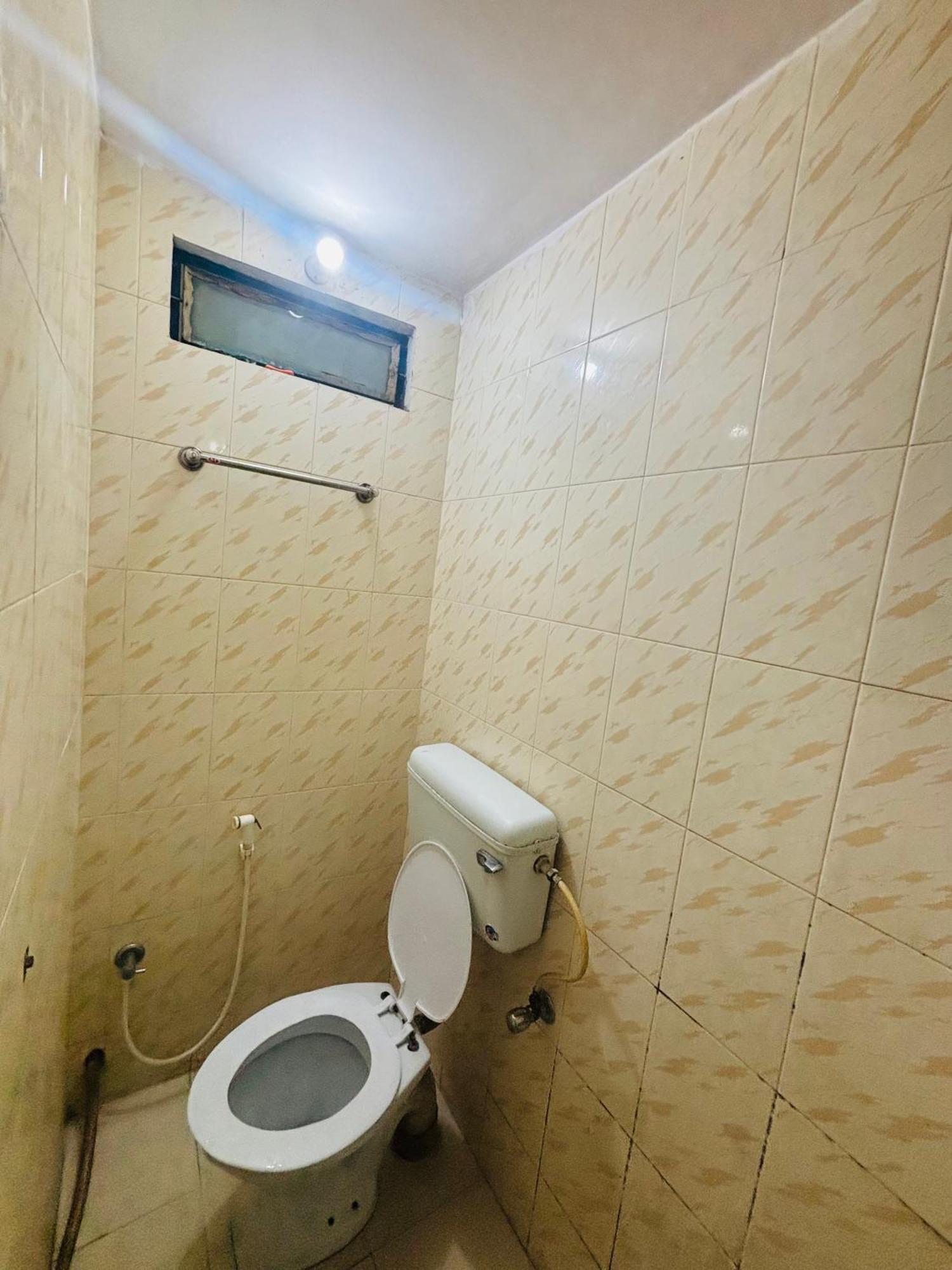 Indra Paying Guest House Varanasi Esterno foto